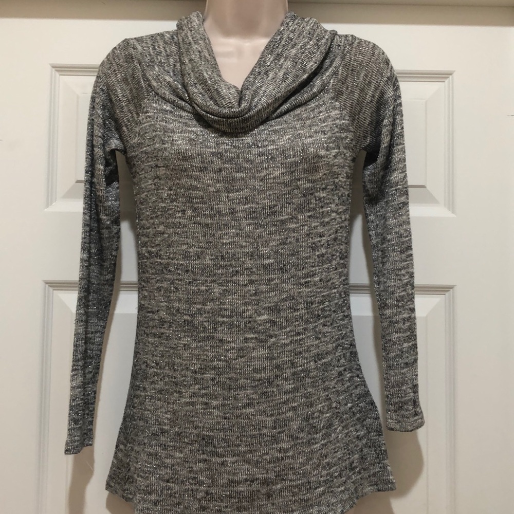 NWOT Teenbell Sparkly Top Size L